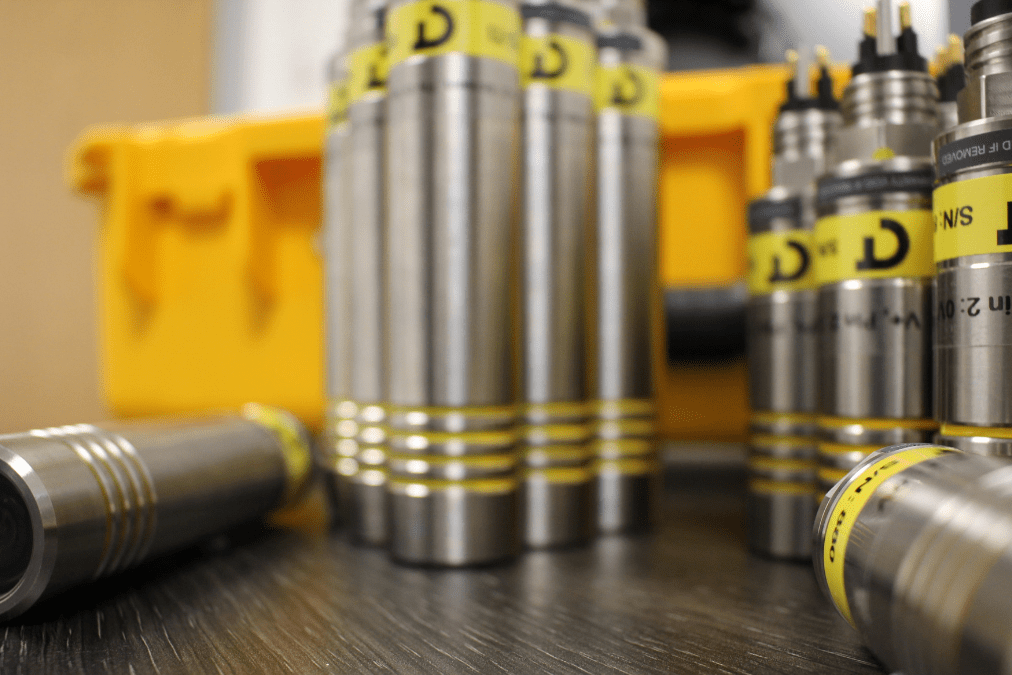 C-Tecnics CT3015 compact colour camera and CT4006 1100L mini LED light